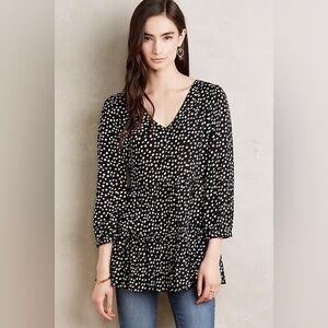 Anthropologie - Maeve Lilia Black And White Patterned Tiered Blouse Size Small